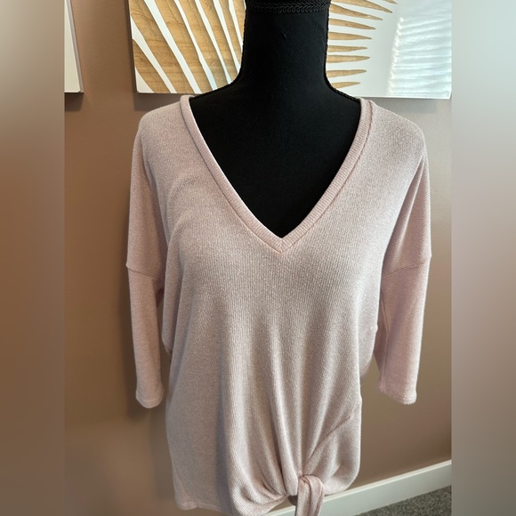 Express Tops - Express tie front 3/4 sleeve